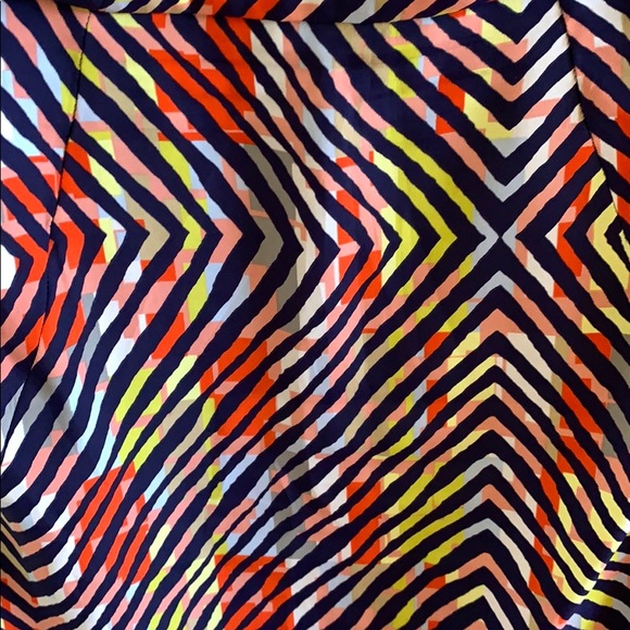 Fun BCBG dress - Picture 7 of 8